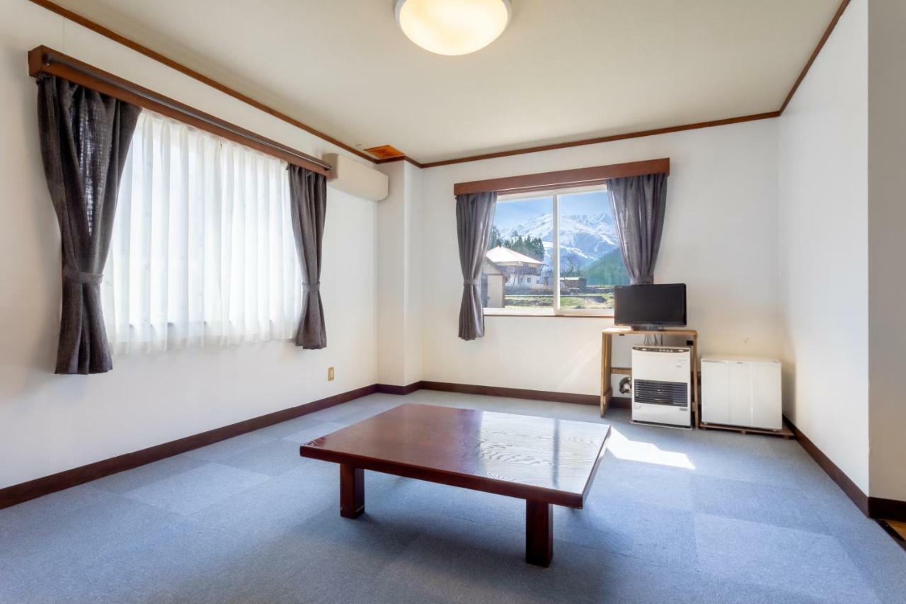 Community House Tyrolien 호텔 하쿠바 외부 사진